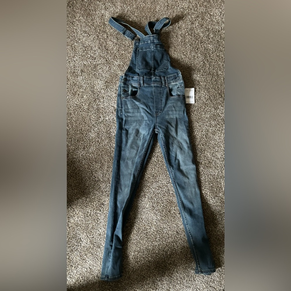Free People skinny overalls nwt